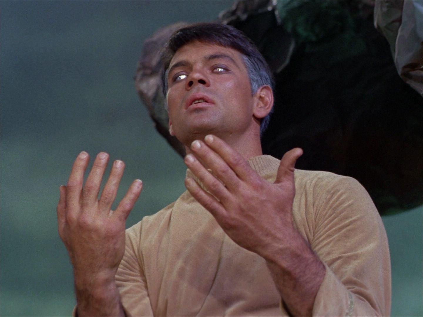 ariane179254_StarTrek_1x03_WhereNoManHasGoneBefore_3089.jpg