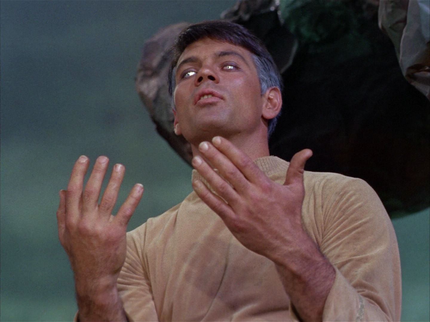 ariane179254_StarTrek_1x03_WhereNoManHasGoneBefore_3090.jpg