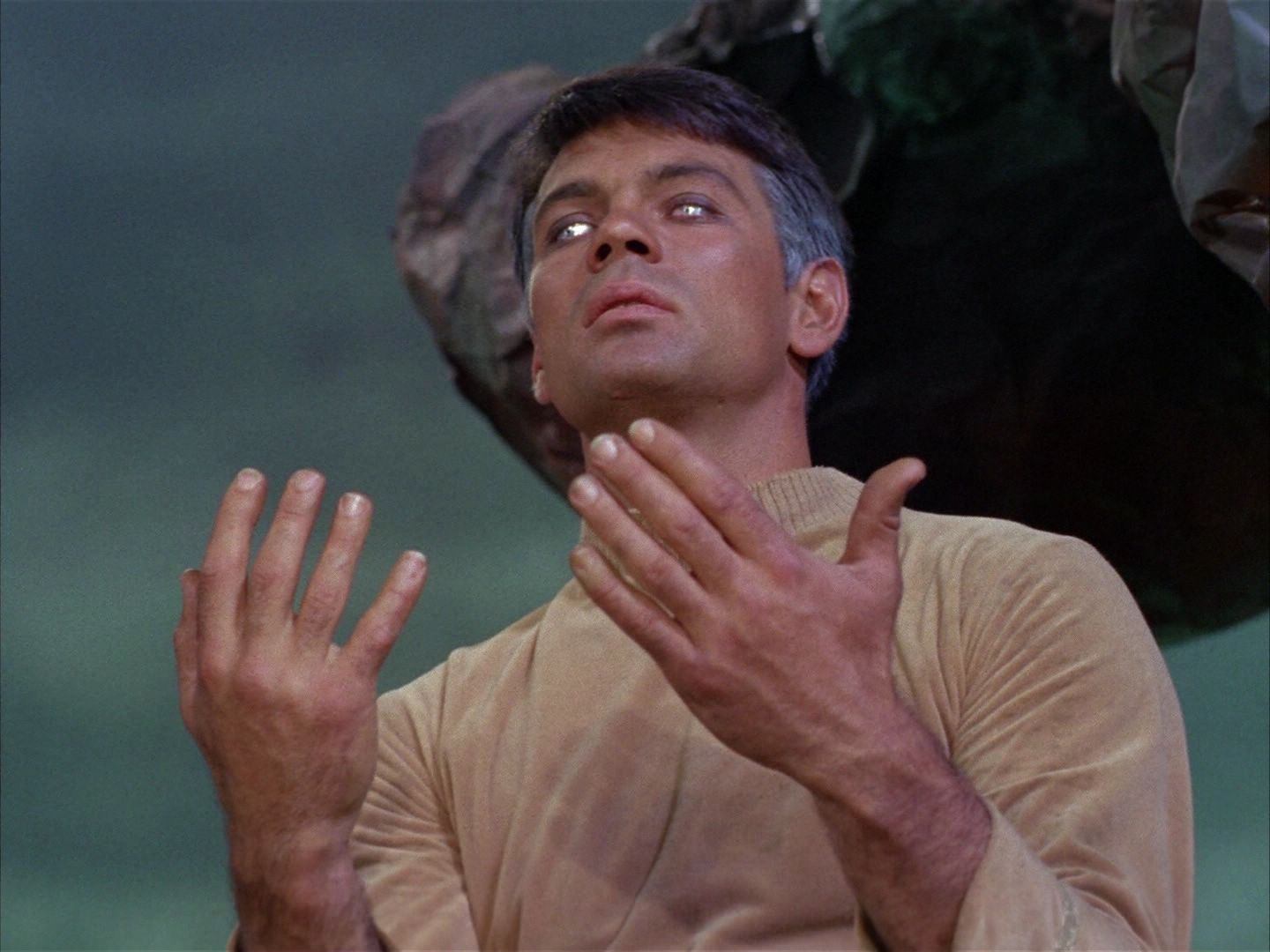 ariane179254_StarTrek_1x03_WhereNoManHasGoneBefore_3091.jpg