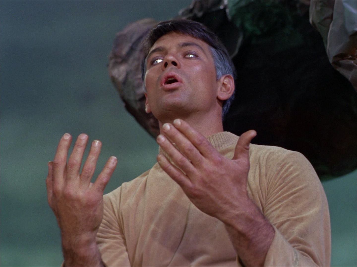 ariane179254_StarTrek_1x03_WhereNoManHasGoneBefore_3092.jpg