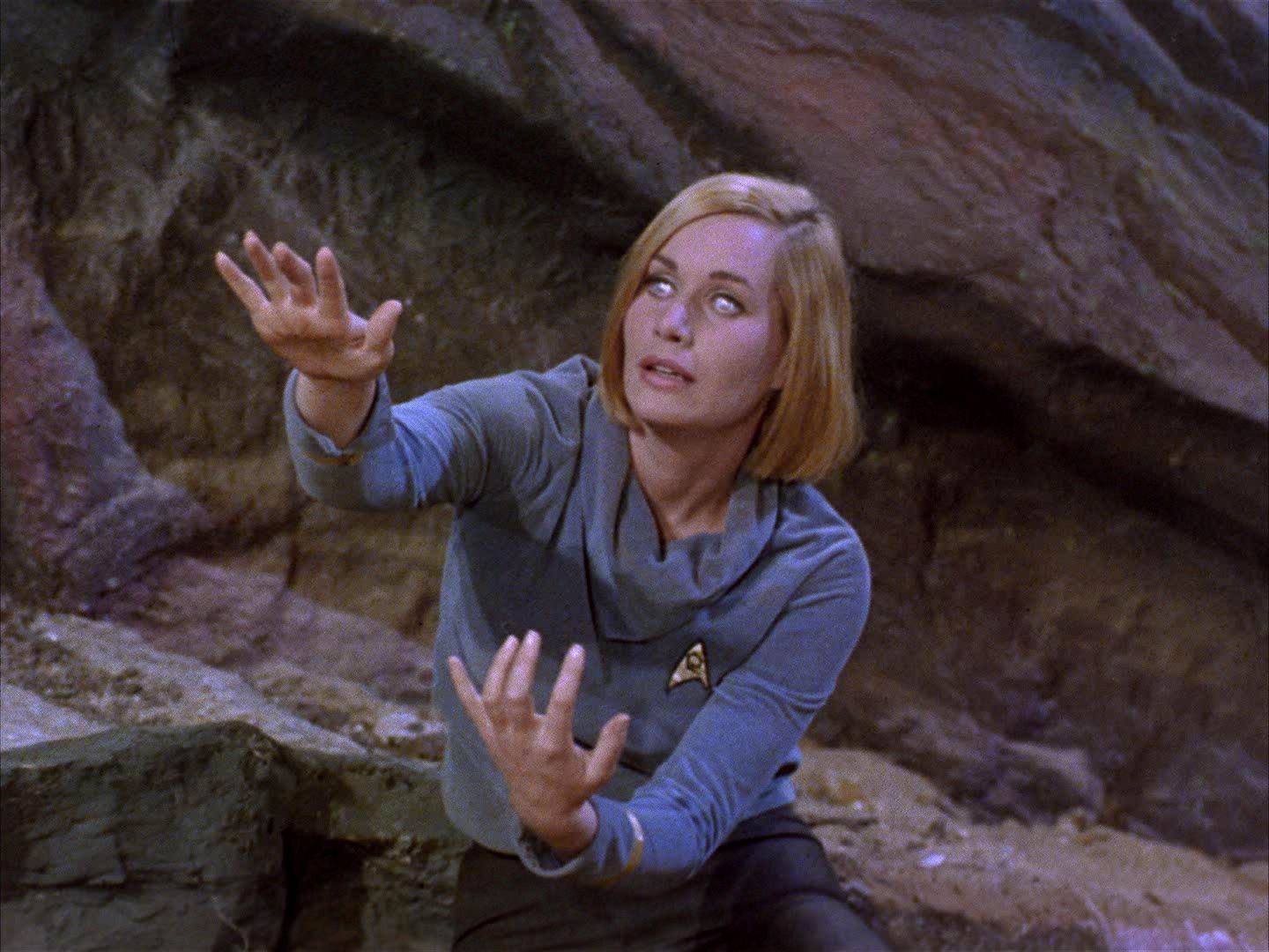 ariane179254_StarTrek_1x03_WhereNoManHasGoneBefore_3181.jpg