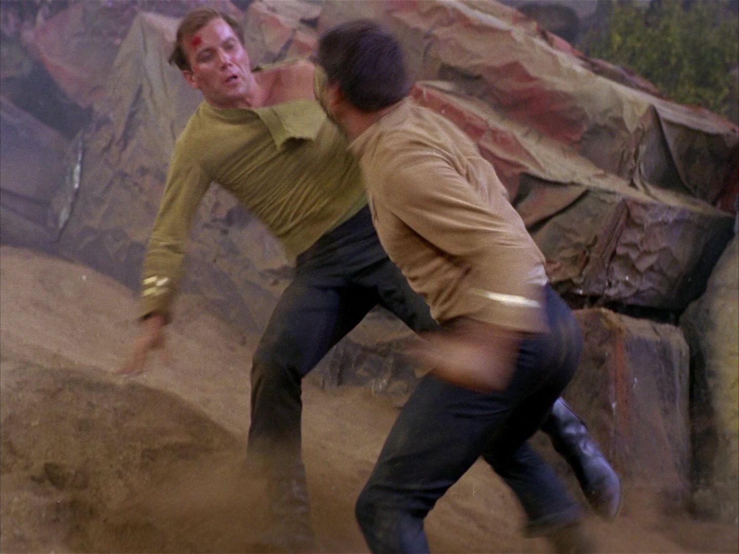 ariane179254_StarTrek_1x03_WhereNoManHasGoneBefore_3241.jpg