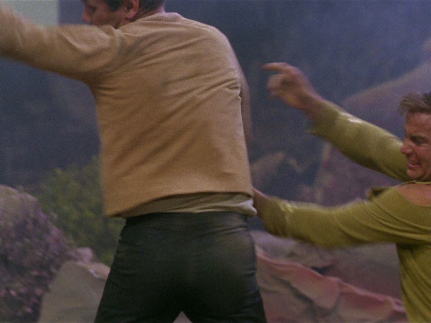 ariane179254_StarTrek_1x03_WhereNoManHasGoneBefore_3250.jpg