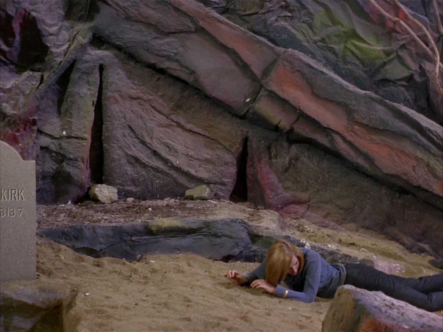 ariane179254_StarTrek_1x03_WhereNoManHasGoneBefore_3277.jpg