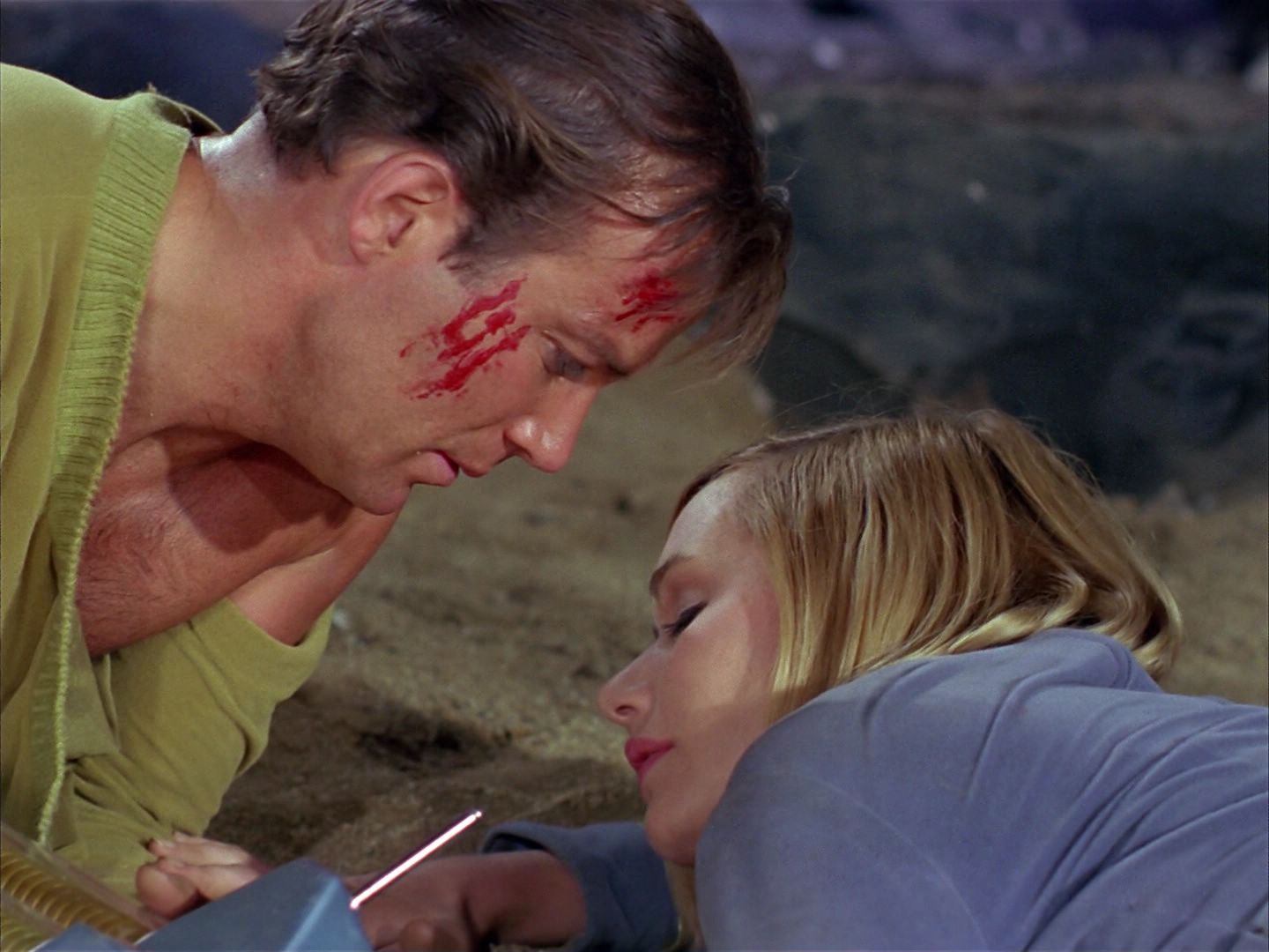 ariane179254_StarTrek_1x03_WhereNoManHasGoneBefore_3351.jpg