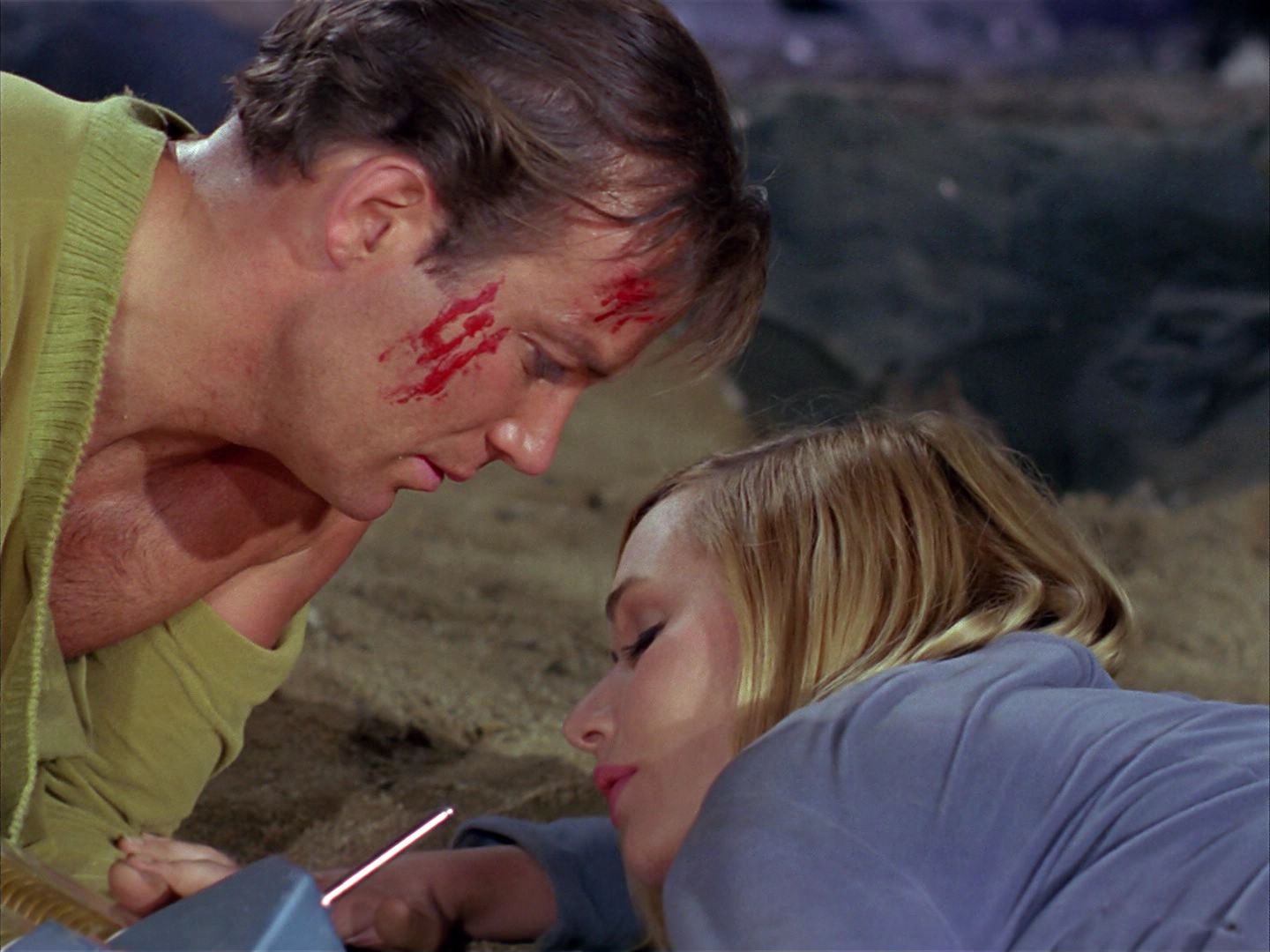 ariane179254_StarTrek_1x03_WhereNoManHasGoneBefore_3353.jpg