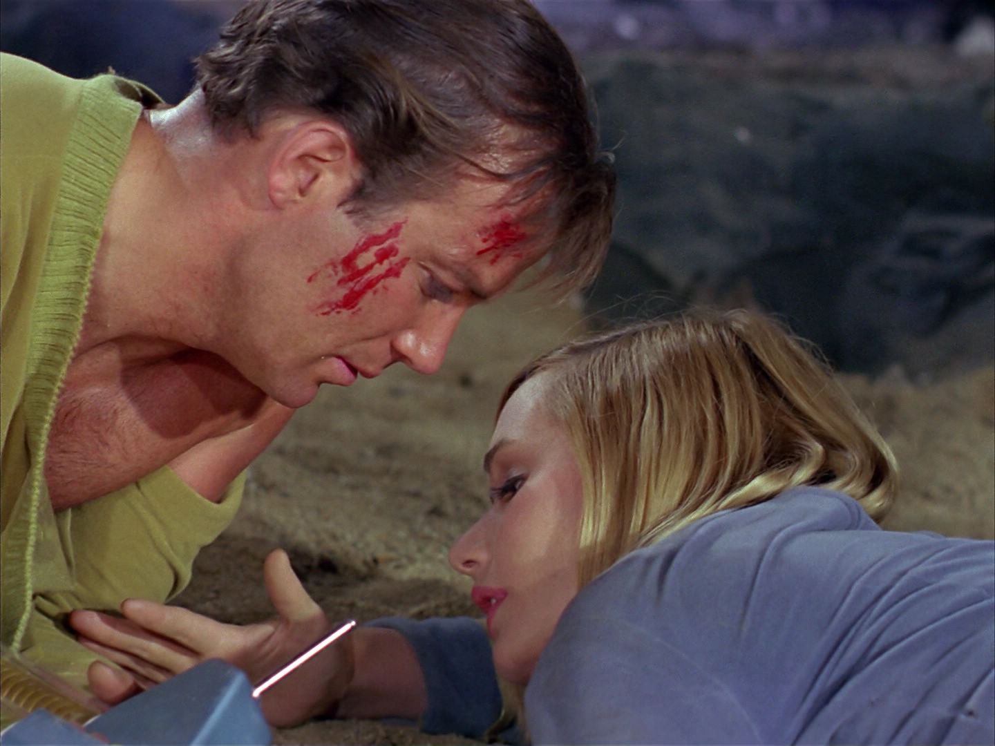 ariane179254_StarTrek_1x03_WhereNoManHasGoneBefore_3358.jpg