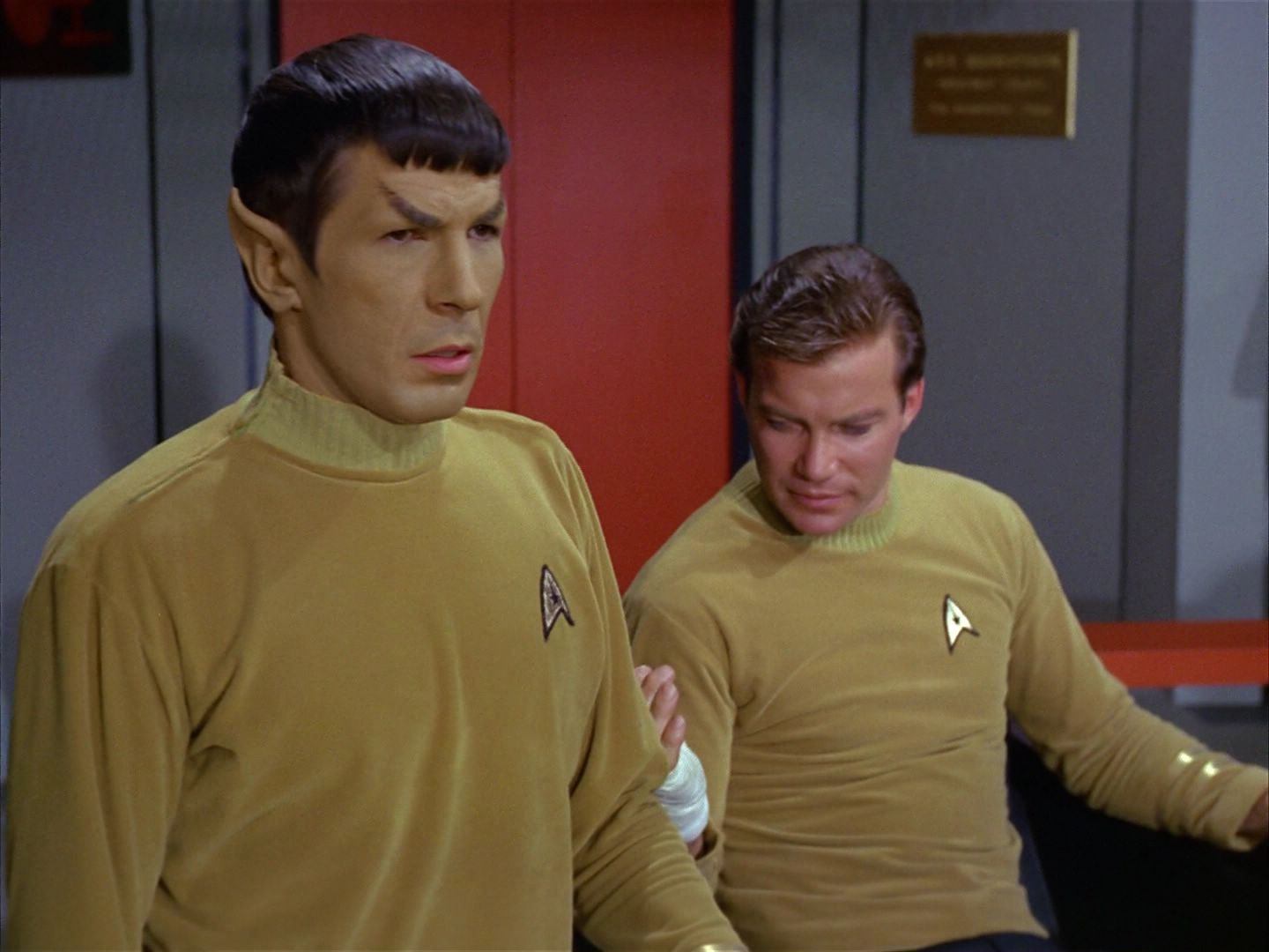 ariane179254_StarTrek_1x03_WhereNoManHasGoneBefore_3436.jpg