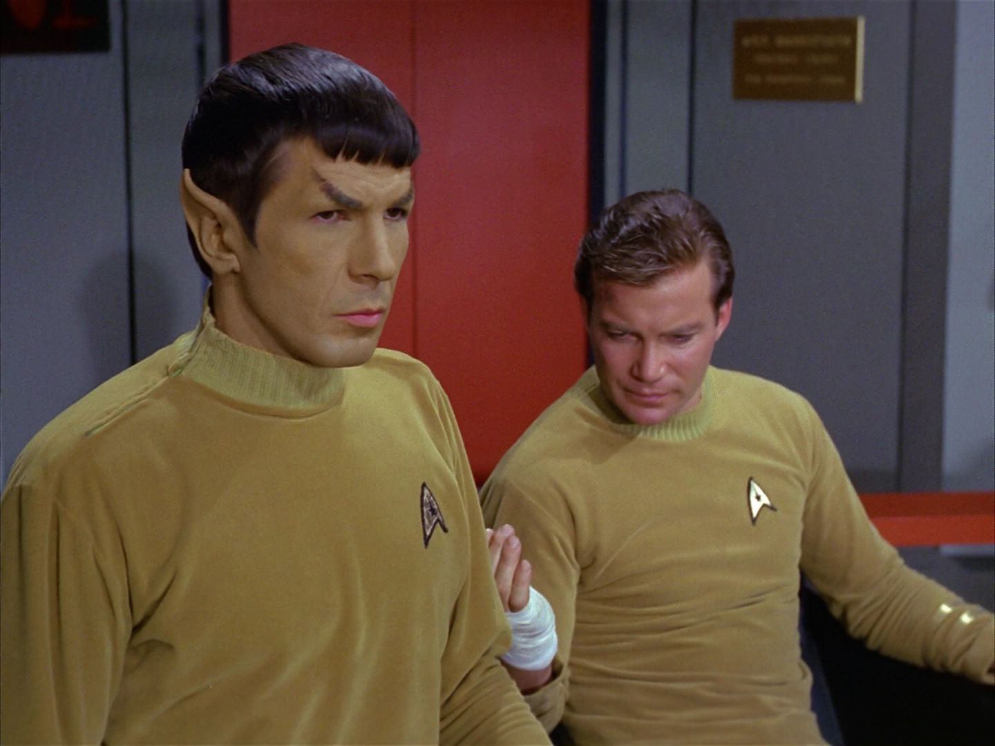 ariane179254_StarTrek_1x03_WhereNoManHasGoneBefore_3437.jpg