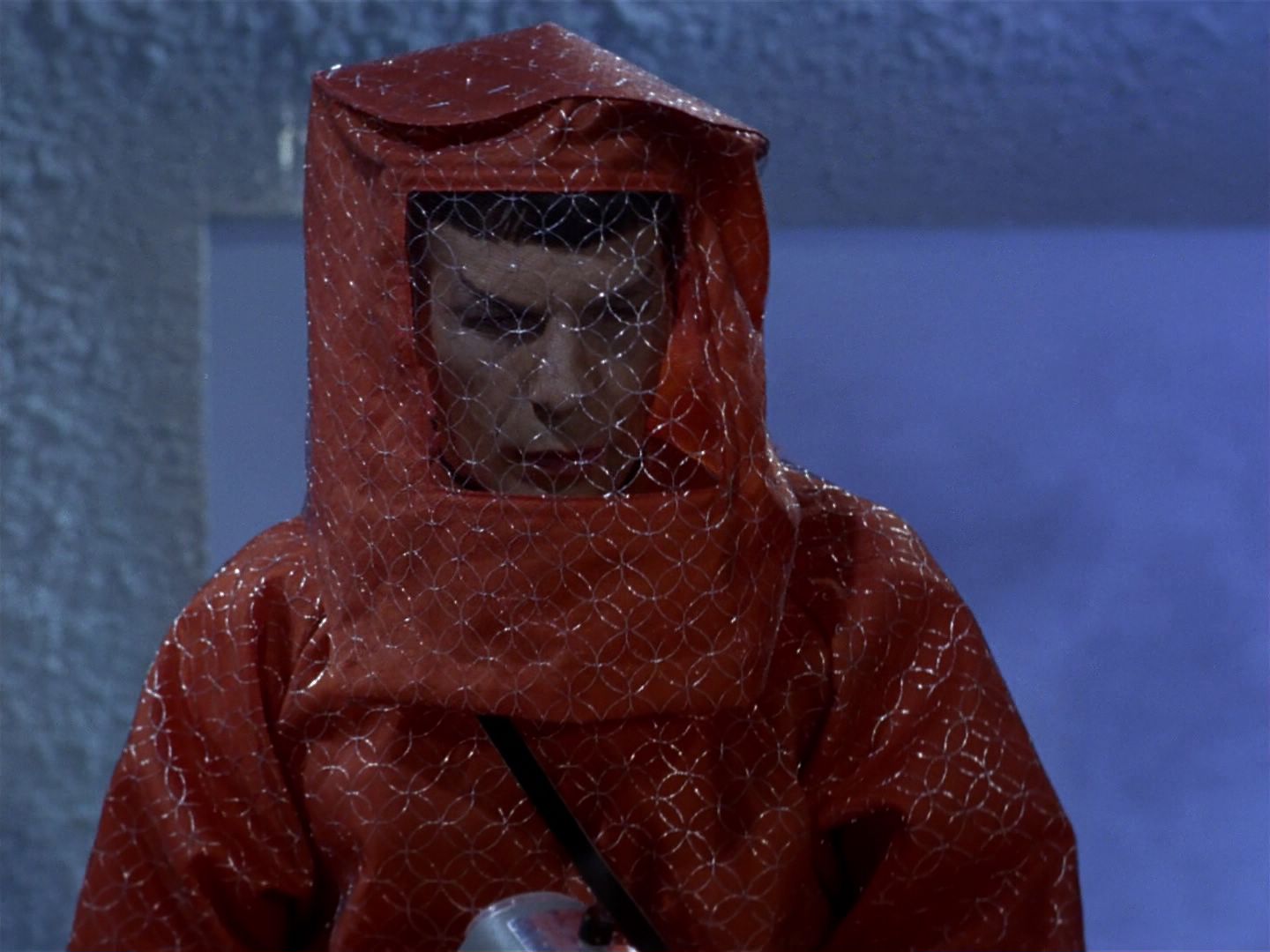 ariane179254_StarTrek_1x04_TheNakedTime_0038.jpg