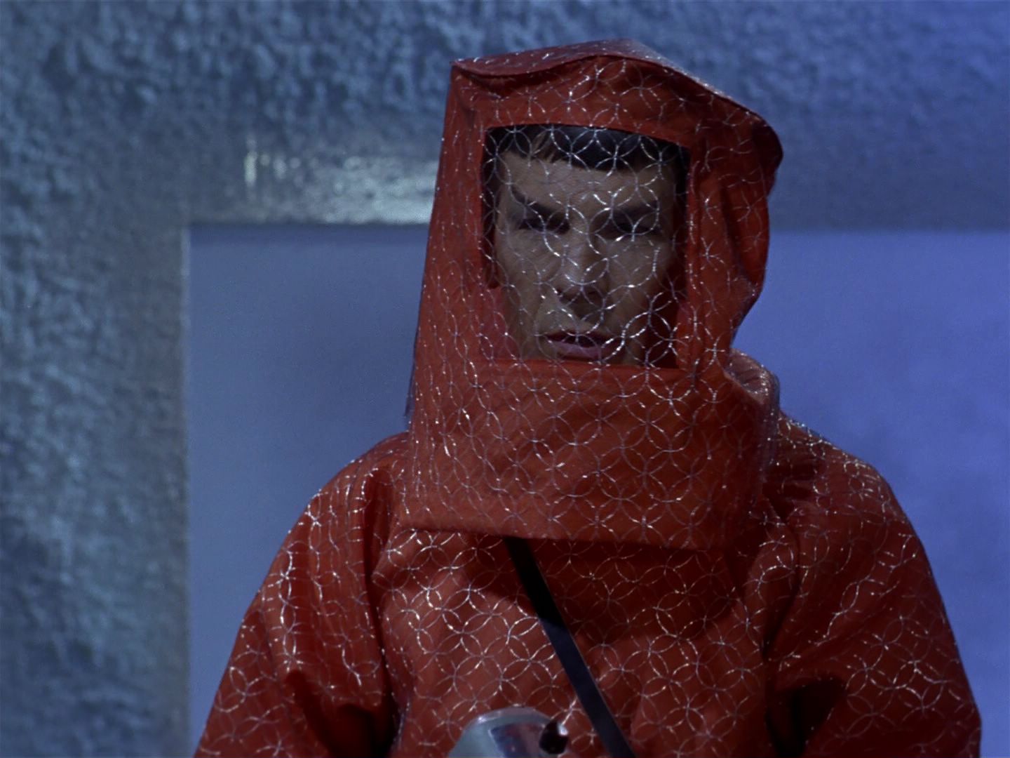 ariane179254_StarTrek_1x04_TheNakedTime_0040.jpg