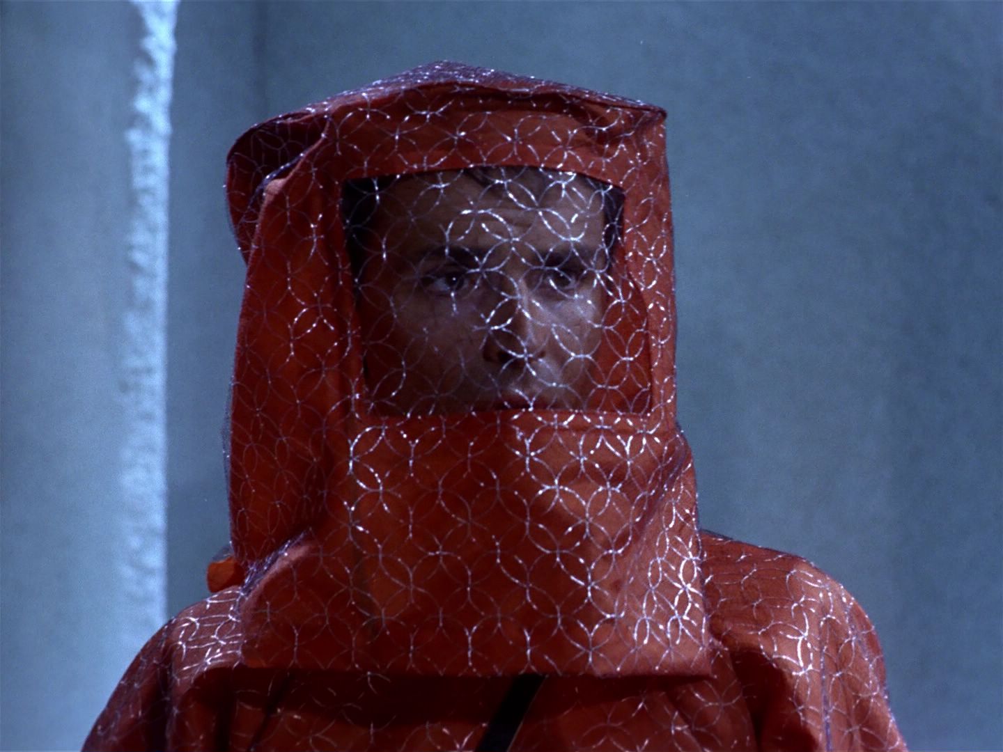 ariane179254_StarTrek_1x04_TheNakedTime_0043.jpg