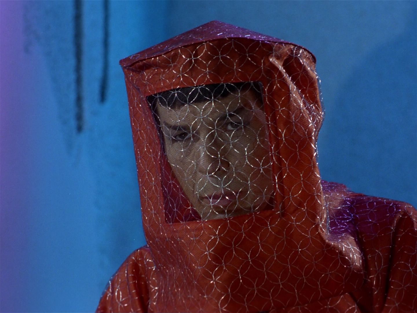 ariane179254_StarTrek_1x04_TheNakedTime_0071.jpg