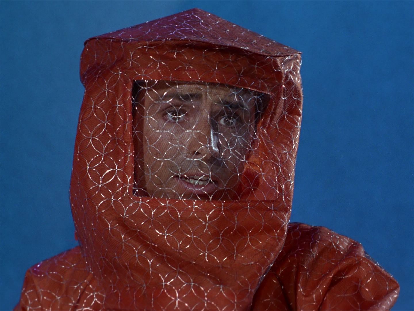ariane179254_StarTrek_1x04_TheNakedTime_0072.jpg
