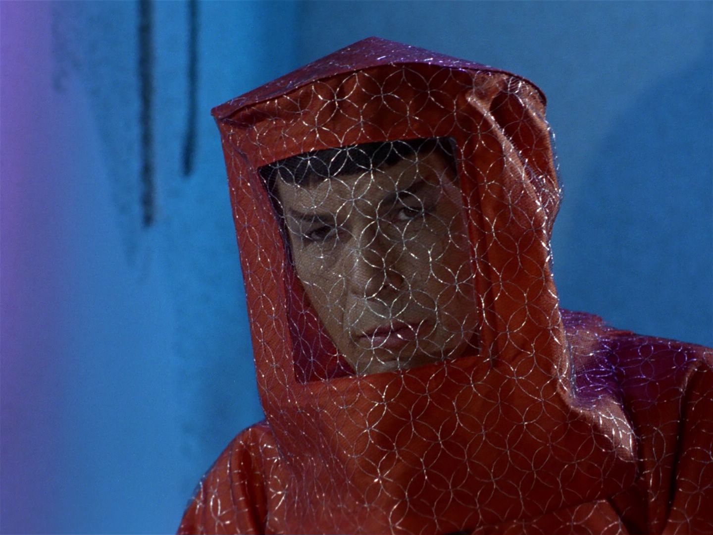ariane179254_StarTrek_1x04_TheNakedTime_0073.jpg