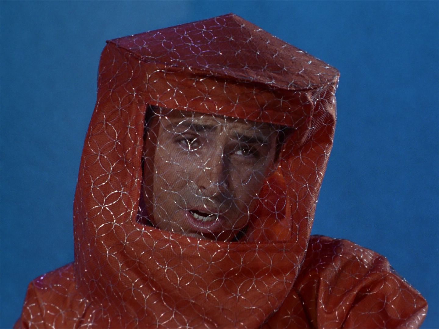 ariane179254_StarTrek_1x04_TheNakedTime_0075.jpg