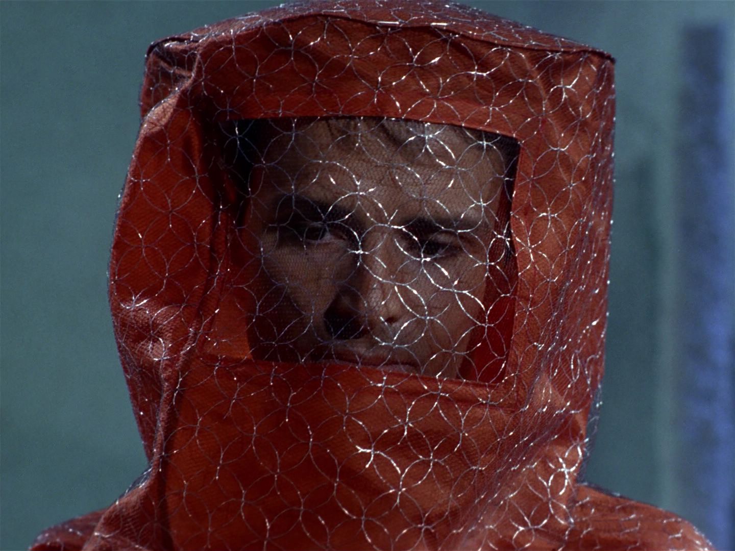 ariane179254_StarTrek_1x04_TheNakedTime_0096.jpg