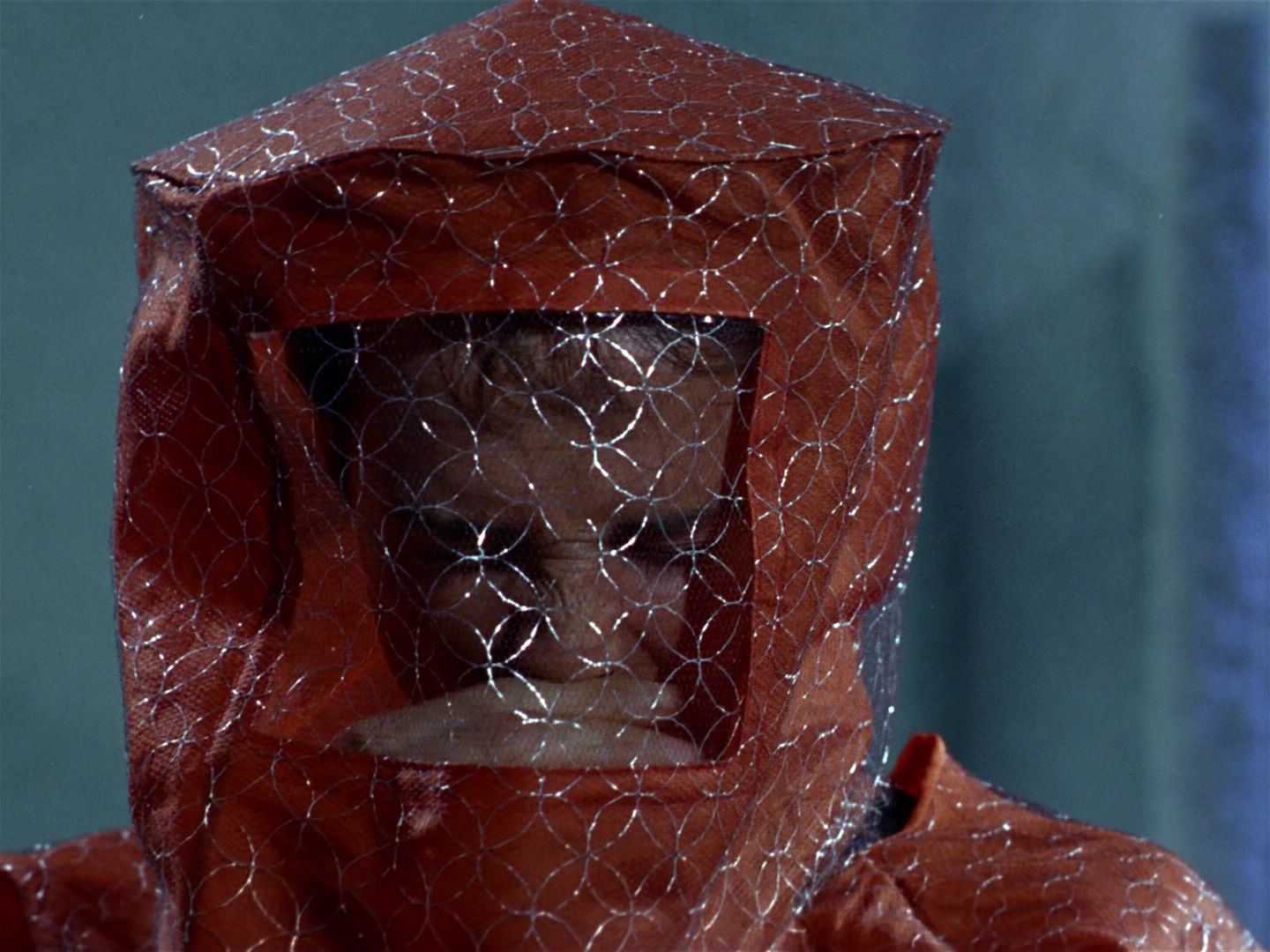 ariane179254_StarTrek_1x04_TheNakedTime_0107.jpg