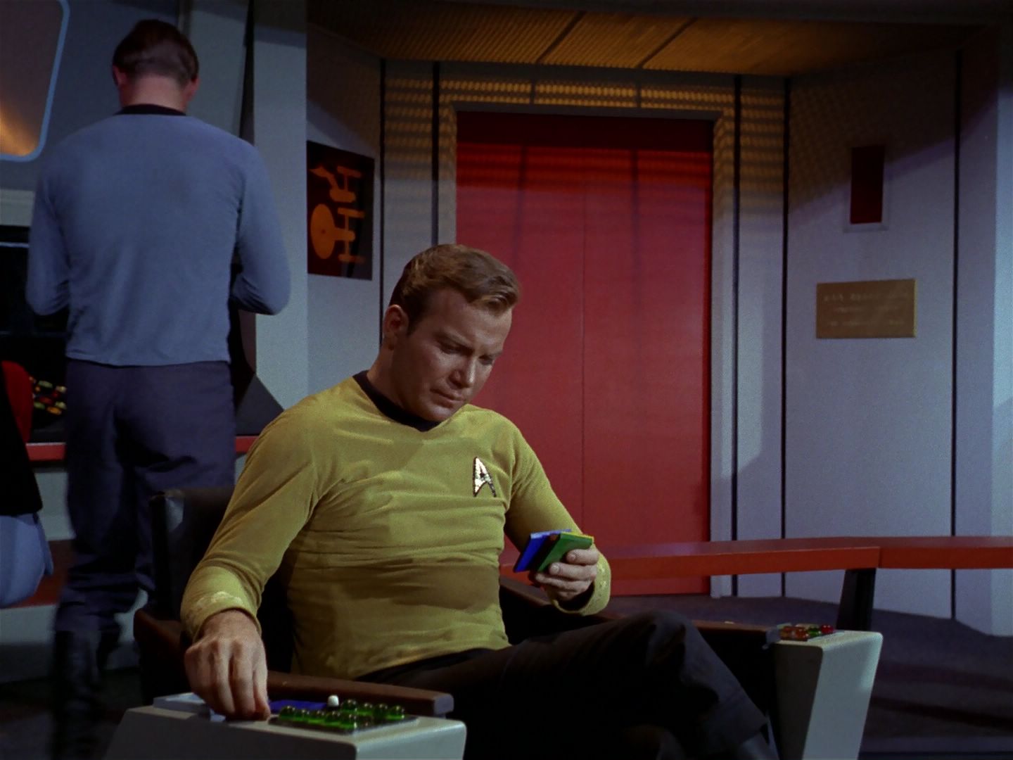 ariane179254_StarTrek_1x04_TheNakedTime_0161.jpg