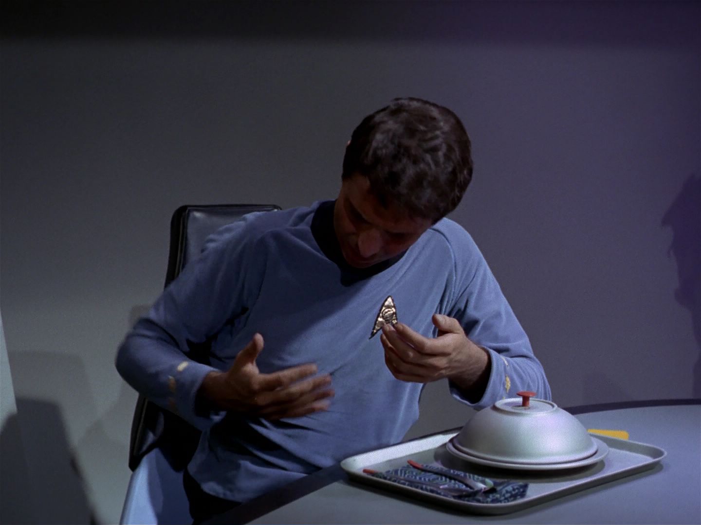 ariane179254_StarTrek_1x04_TheNakedTime_0423.jpg