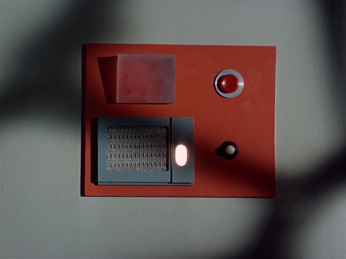 ariane179254_StarTrek_1x04_TheNakedTime_0488.jpg