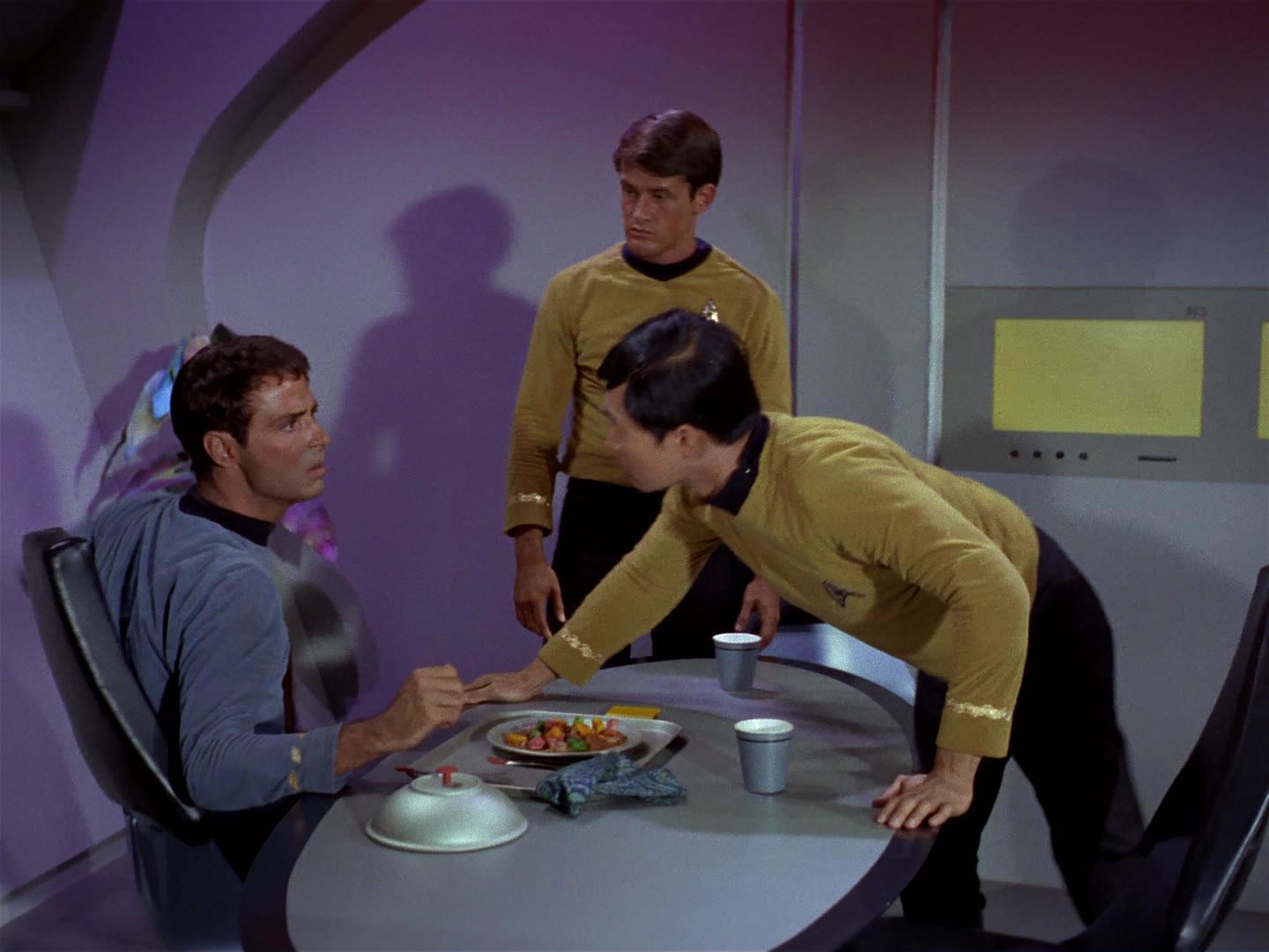 ariane179254_StarTrek_1x04_TheNakedTime_0504.jpg