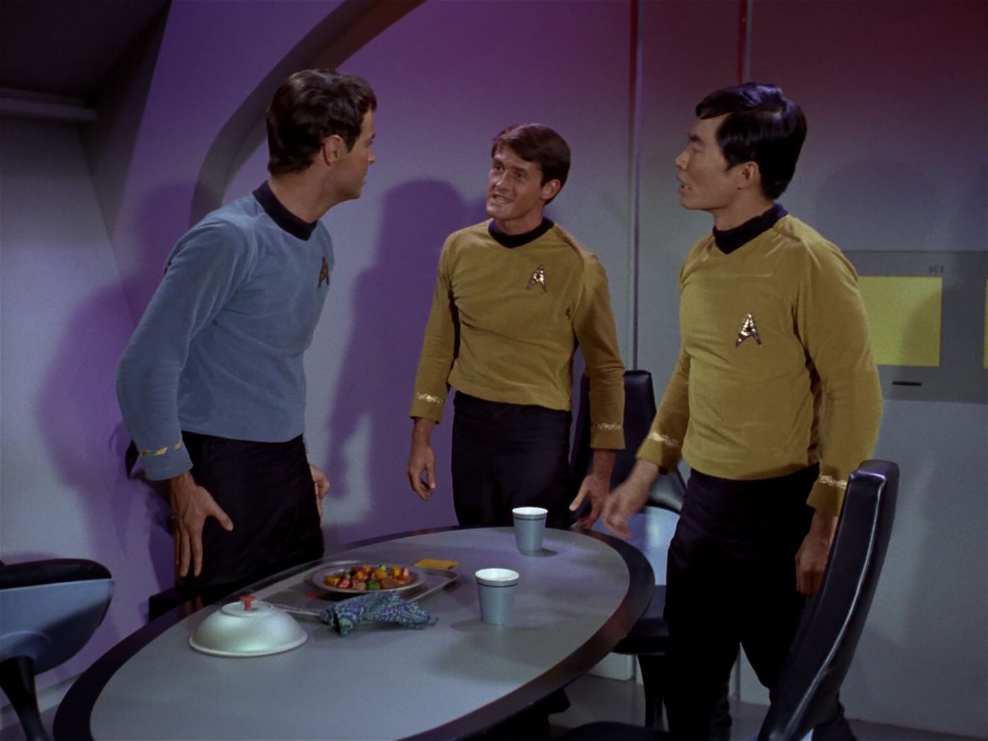 ariane179254_StarTrek_1x04_TheNakedTime_0528.jpg