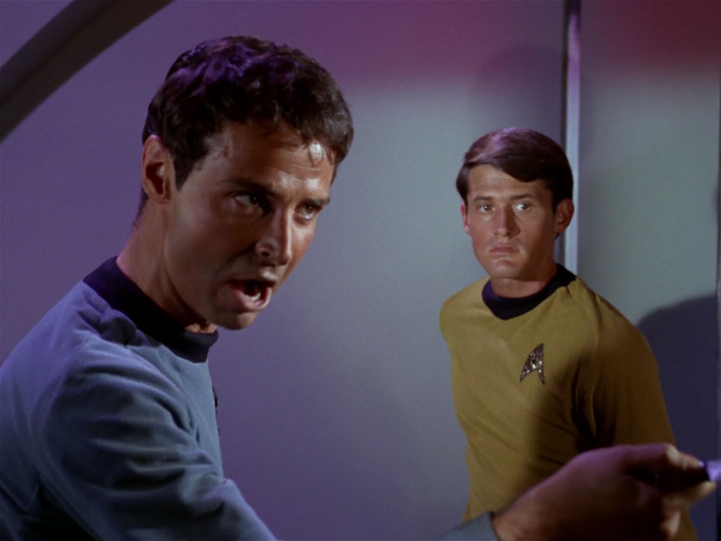 ariane179254_StarTrek_1x04_TheNakedTime_0536.jpg
