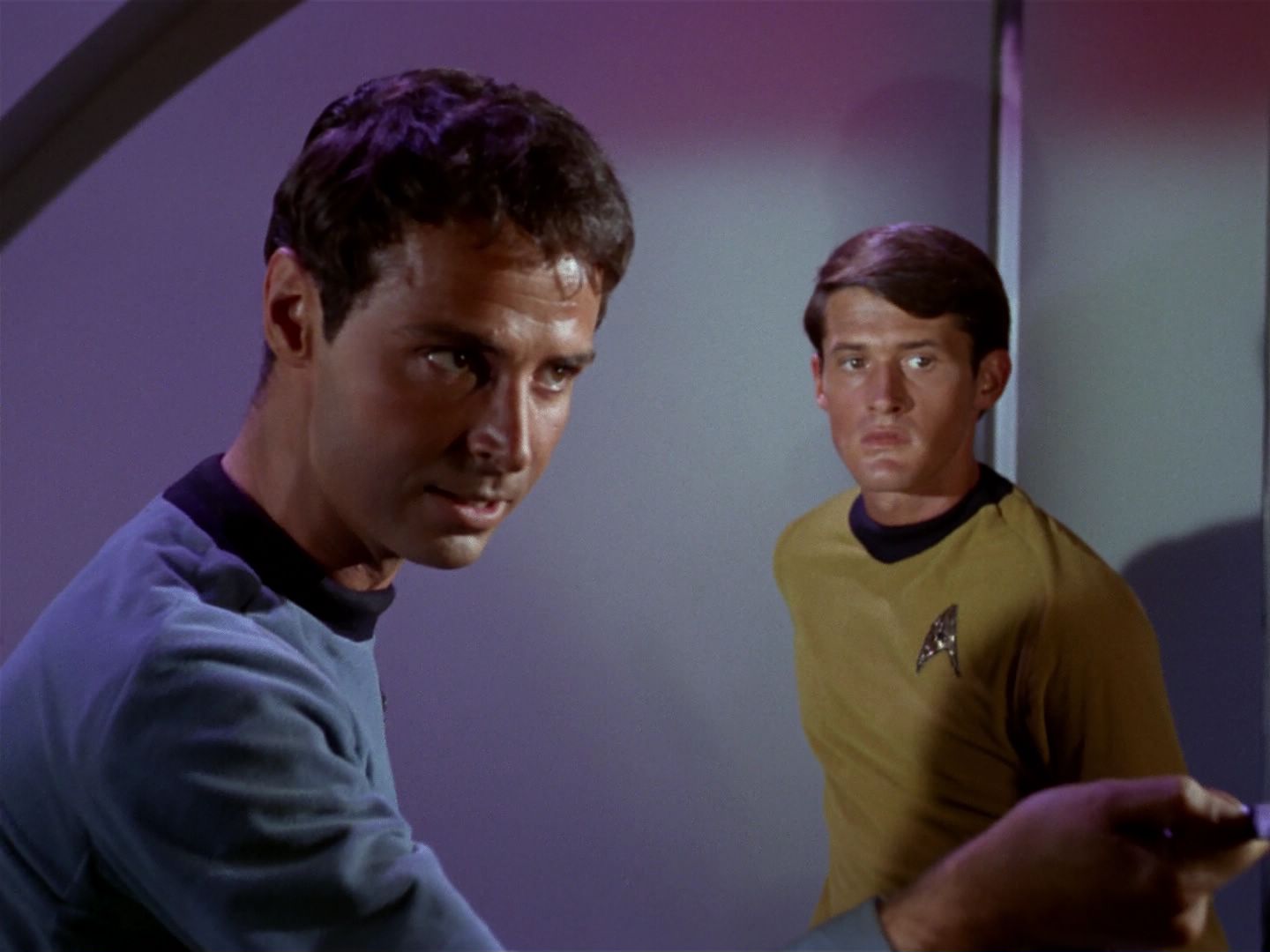 ariane179254_StarTrek_1x04_TheNakedTime_0537.jpg