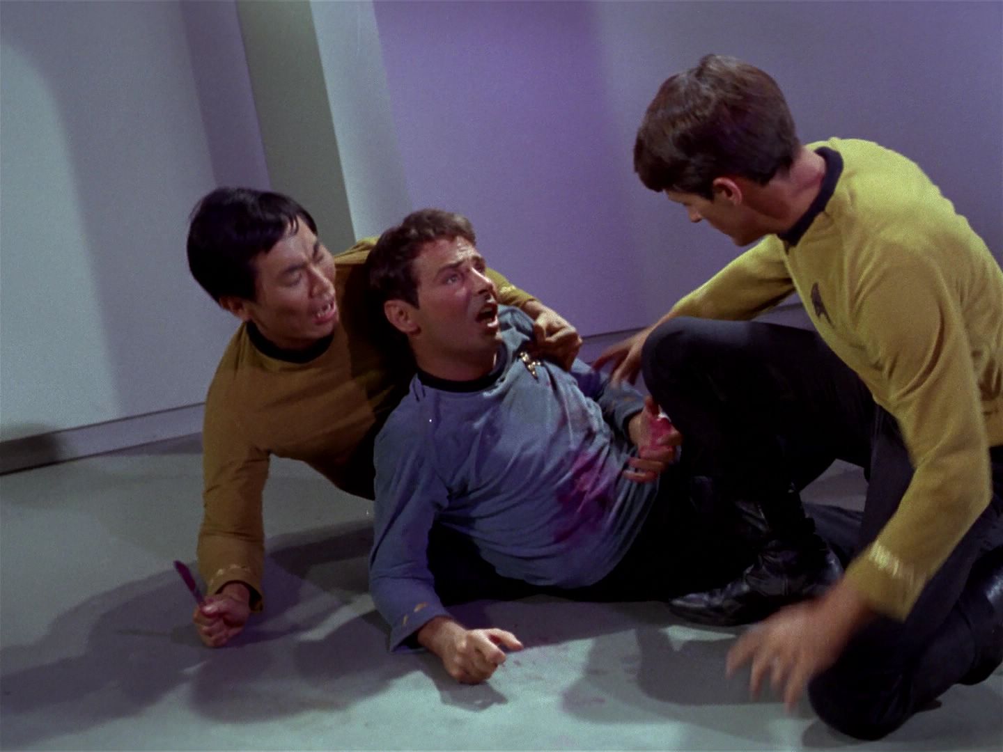 ariane179254_StarTrek_1x04_TheNakedTime_0592.jpg