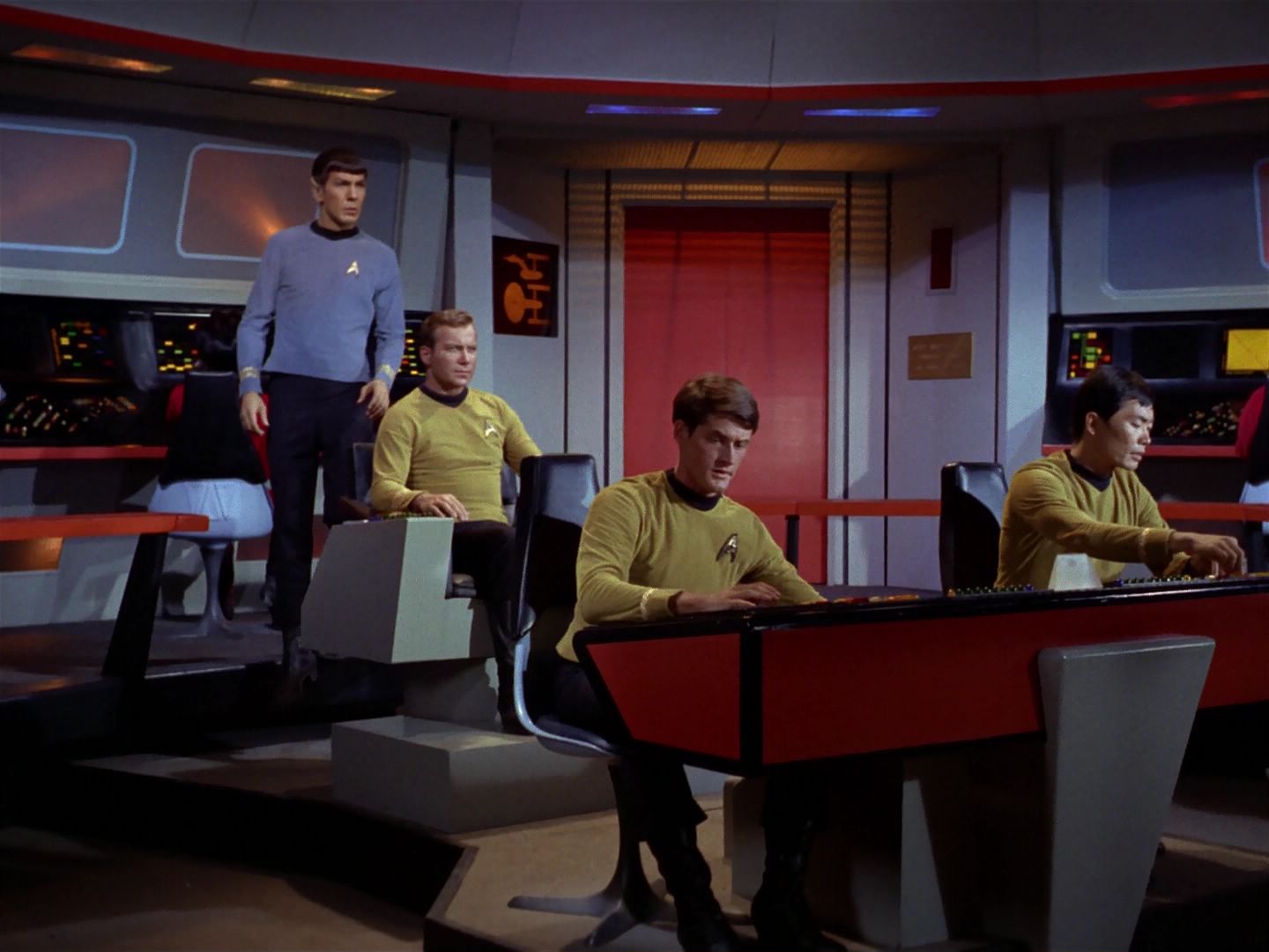 ariane179254_StarTrek_1x04_TheNakedTime_0624.jpg