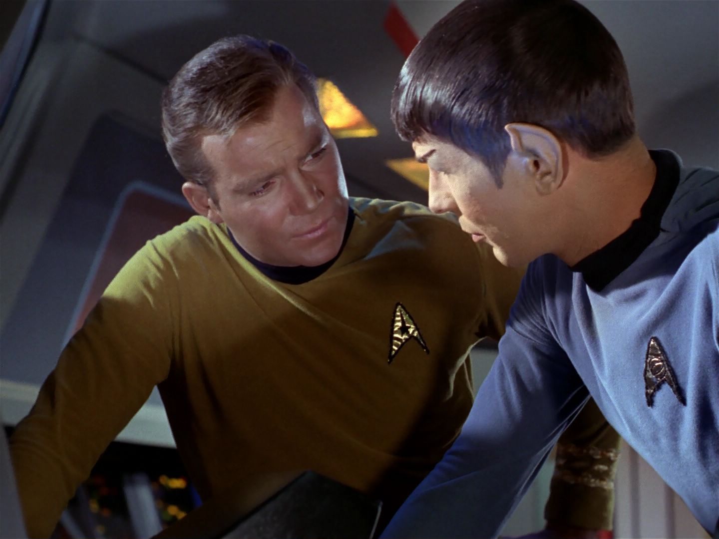ariane179254_StarTrek_1x04_TheNakedTime_0689.jpg