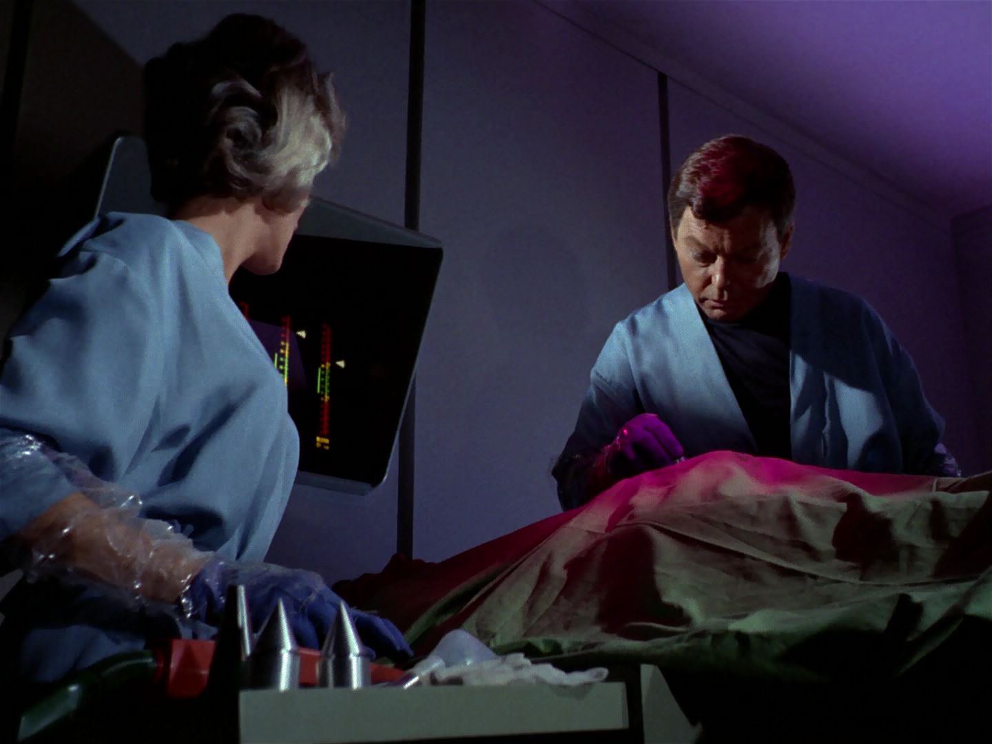 ariane179254_StarTrek_1x04_TheNakedTime_0719.jpg