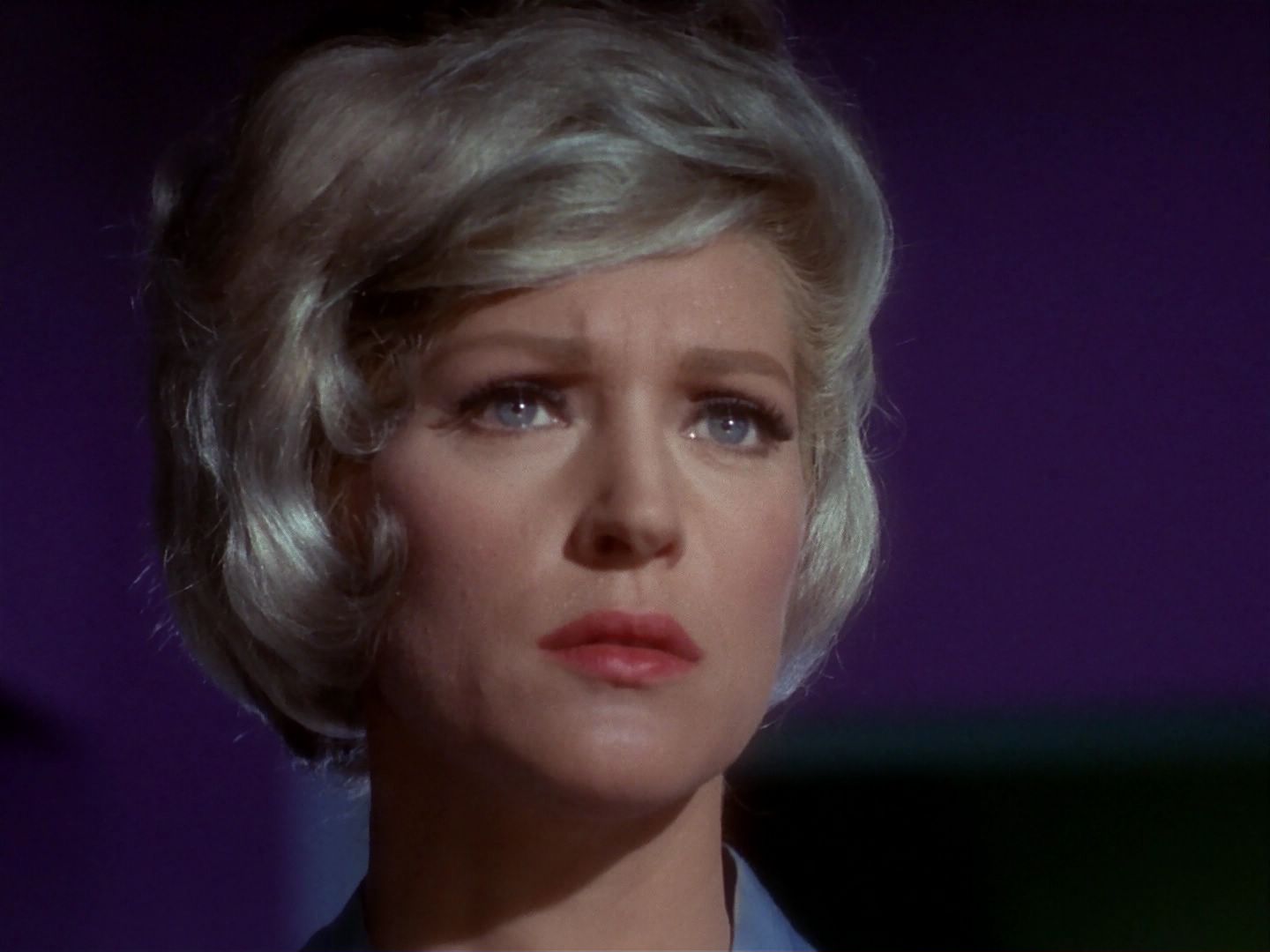 ariane179254_StarTrek_1x04_TheNakedTime_0822.jpg