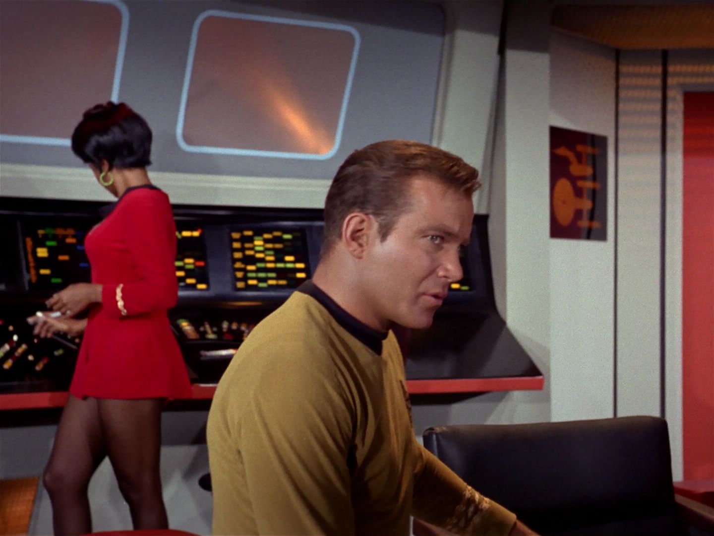 ariane179254_StarTrek_1x04_TheNakedTime_0852.jpg