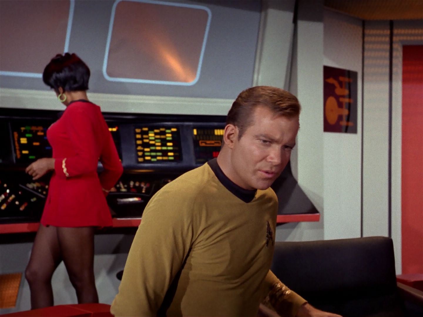 ariane179254_StarTrek_1x04_TheNakedTime_0853.jpg
