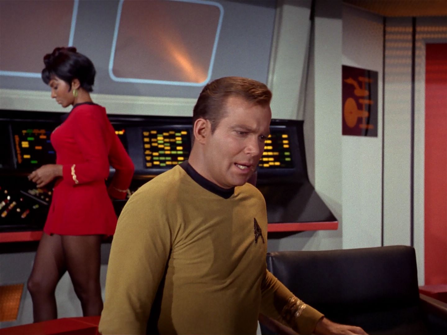 ariane179254_StarTrek_1x04_TheNakedTime_0854.jpg