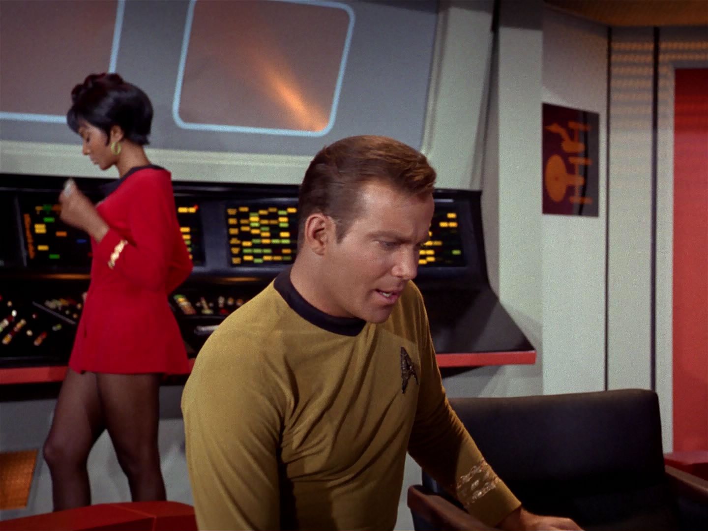 ariane179254_StarTrek_1x04_TheNakedTime_0855.jpg