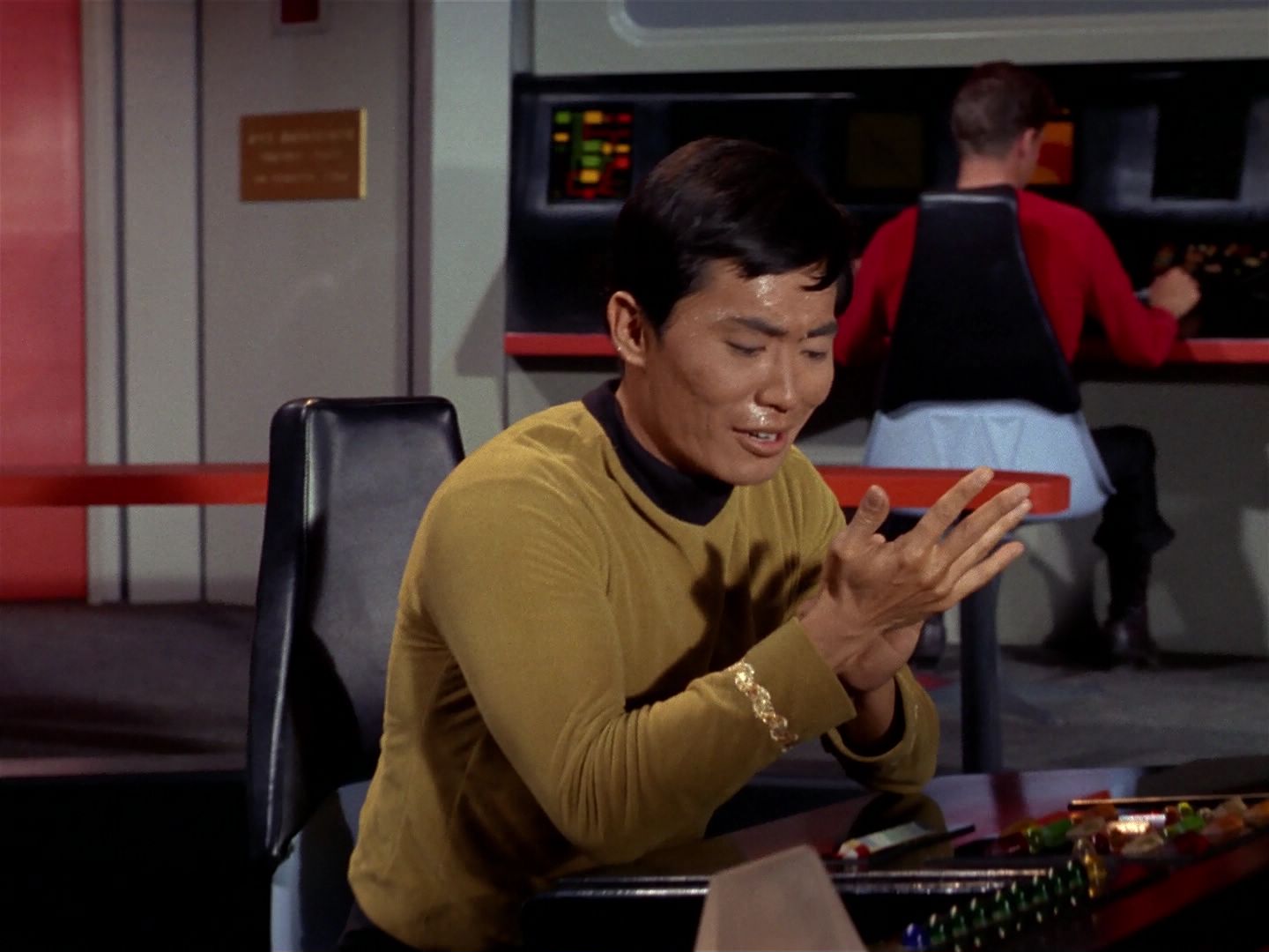 ariane179254_StarTrek_1x04_TheNakedTime_0870.jpg