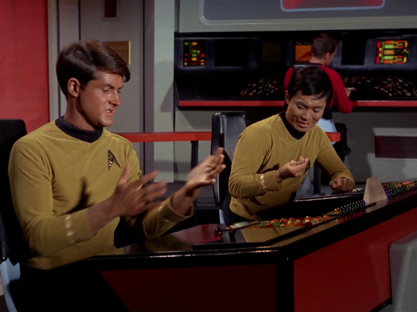 ariane179254_StarTrek_1x04_TheNakedTime_0875.jpg