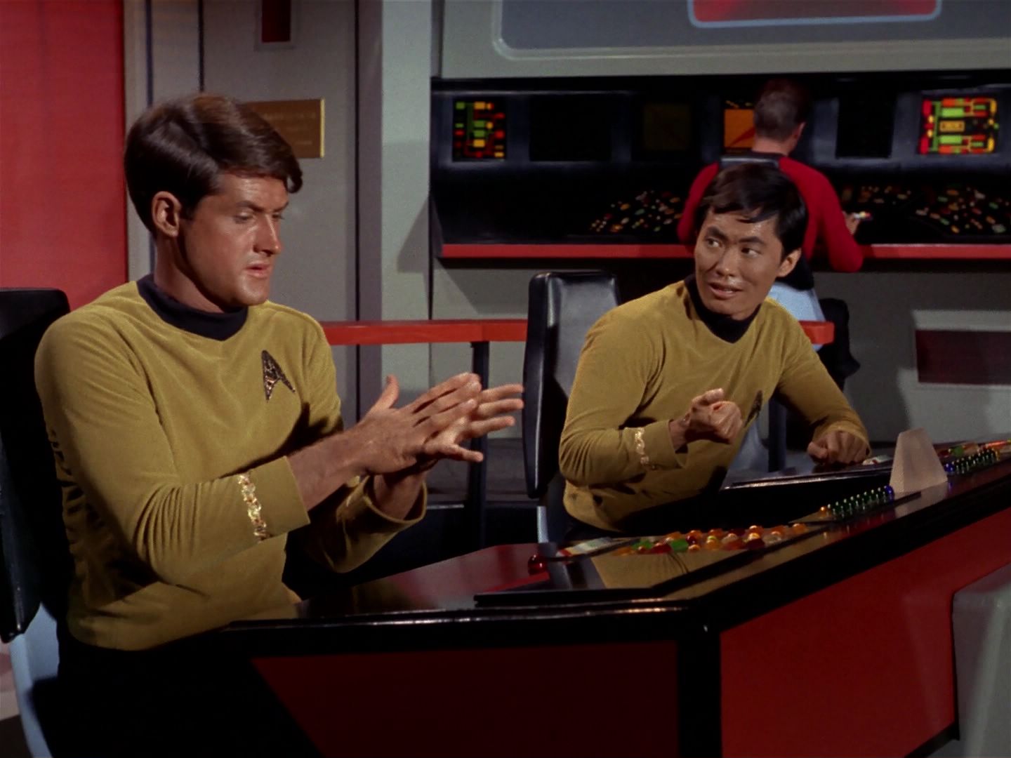 ariane179254_StarTrek_1x04_TheNakedTime_0876.jpg
