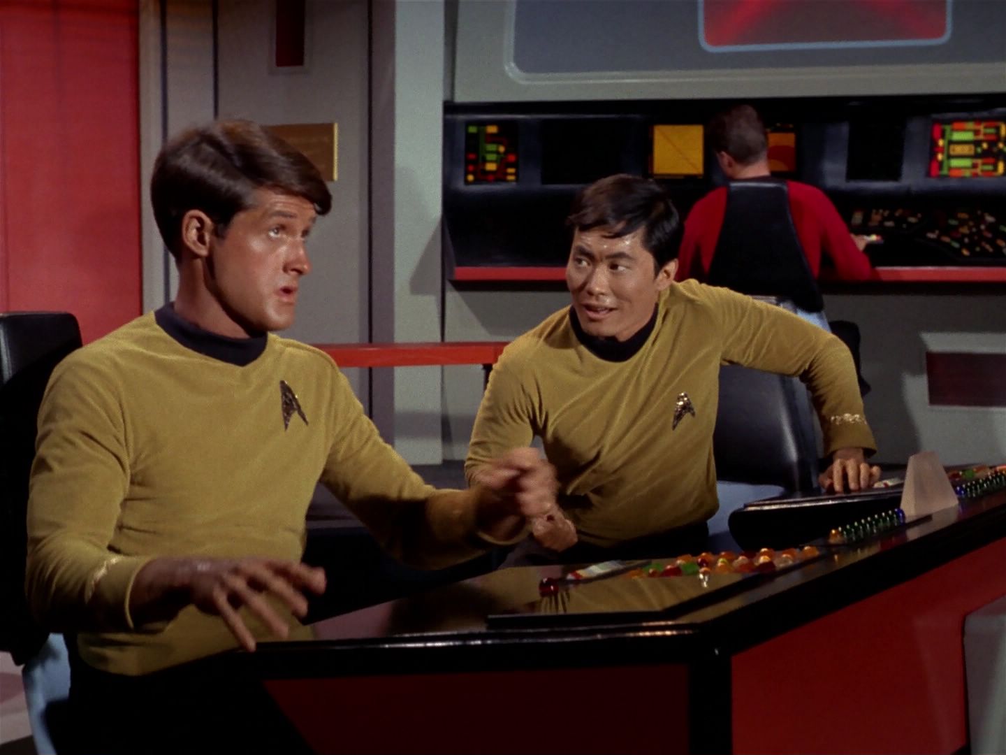 ariane179254_StarTrek_1x04_TheNakedTime_0878.jpg