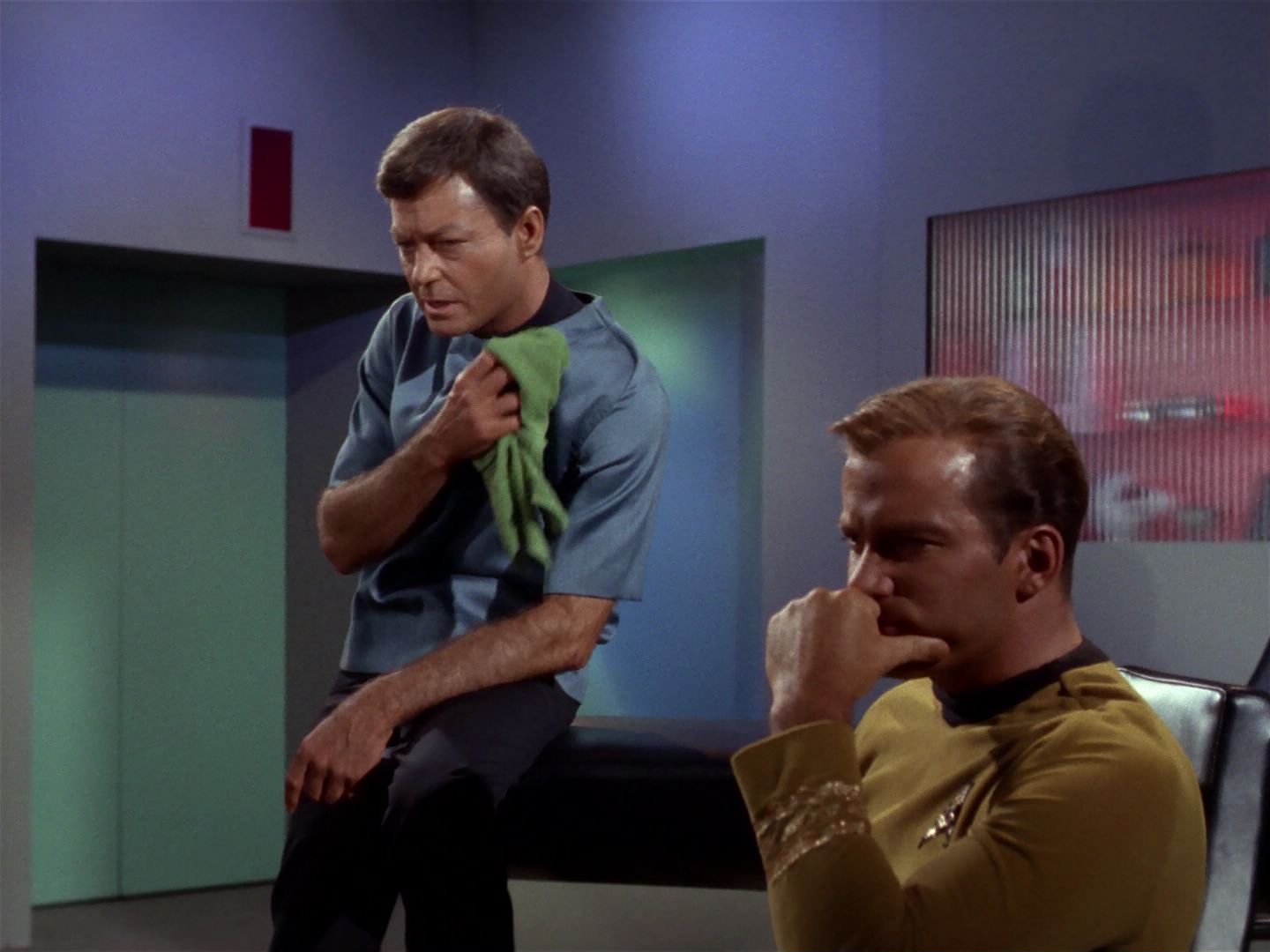 ariane179254_StarTrek_1x04_TheNakedTime_0913.jpg