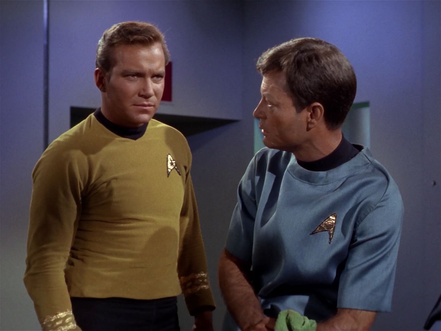 ariane179254_StarTrek_1x04_TheNakedTime_0936.jpg