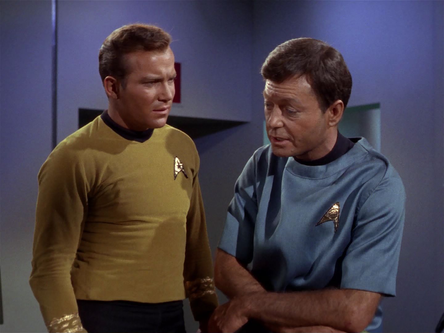 ariane179254_StarTrek_1x04_TheNakedTime_0948.jpg