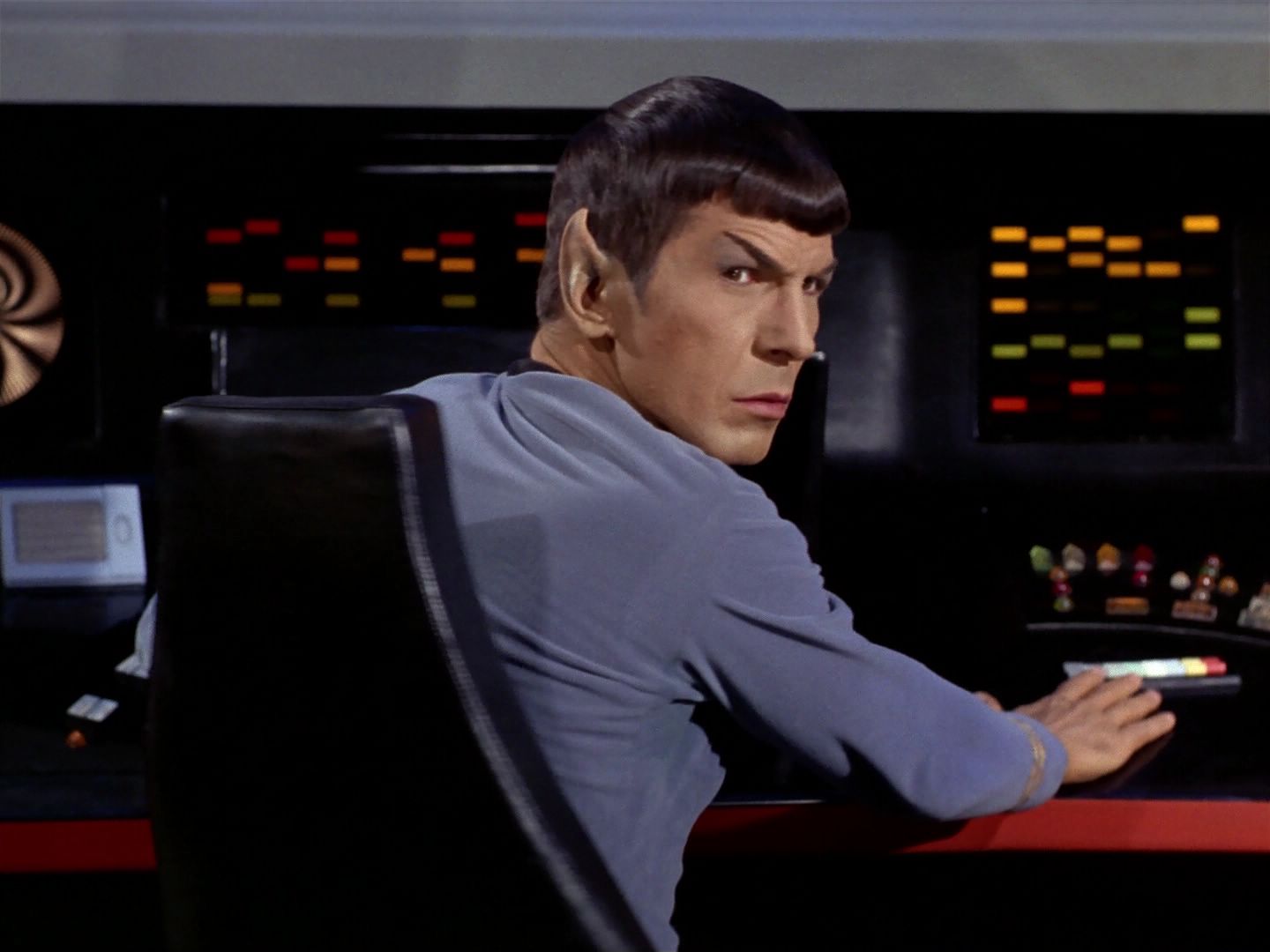 ariane179254_StarTrek_1x04_TheNakedTime_0961.jpg
