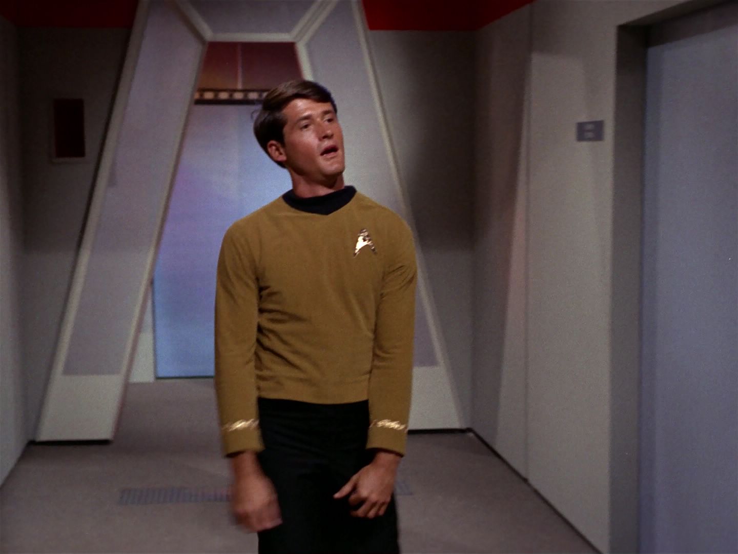 ariane179254_StarTrek_1x04_TheNakedTime_1018.jpg