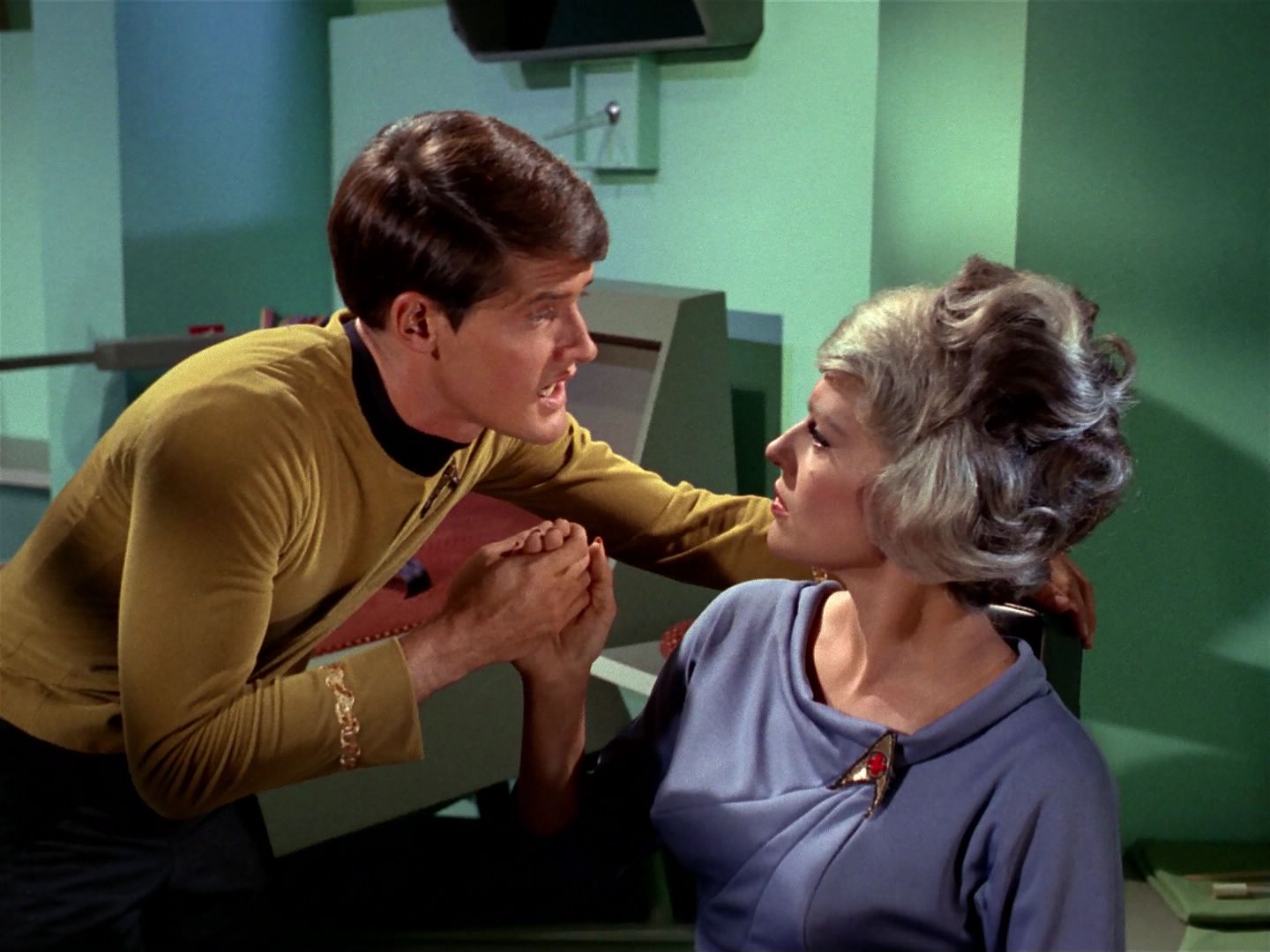 ariane179254_StarTrek_1x04_TheNakedTime_1077.jpg