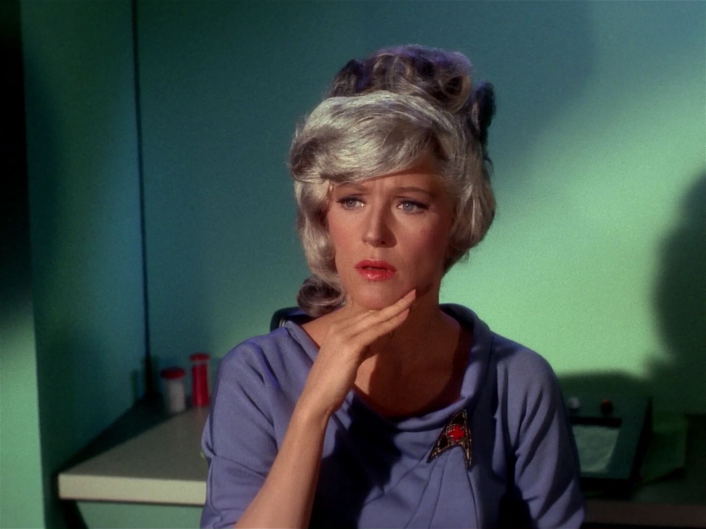 ariane179254_StarTrek_1x04_TheNakedTime_1087.jpg