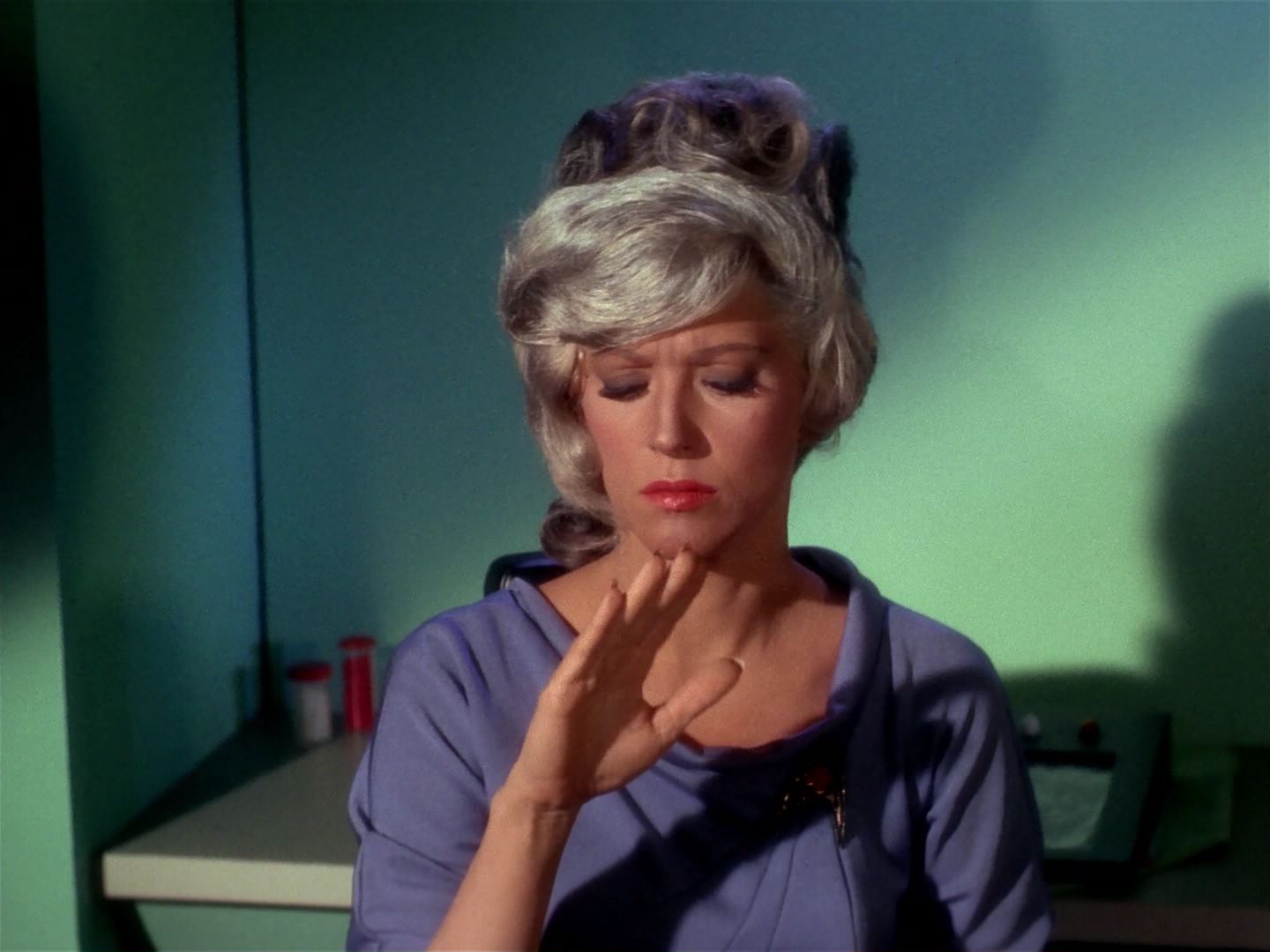 ariane179254_StarTrek_1x04_TheNakedTime_1091.jpg